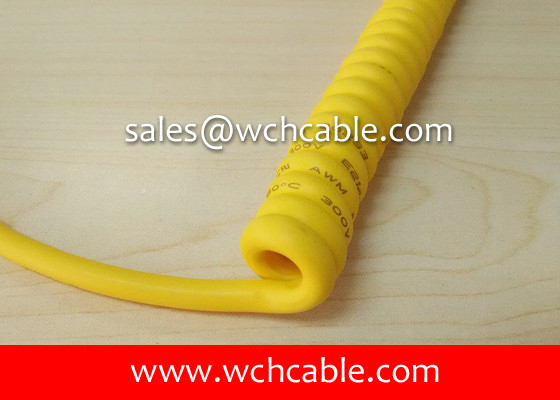 China UL21687 Strain Relief Molded Curly Cable PUR Sheath Rated 80C 30V supplier